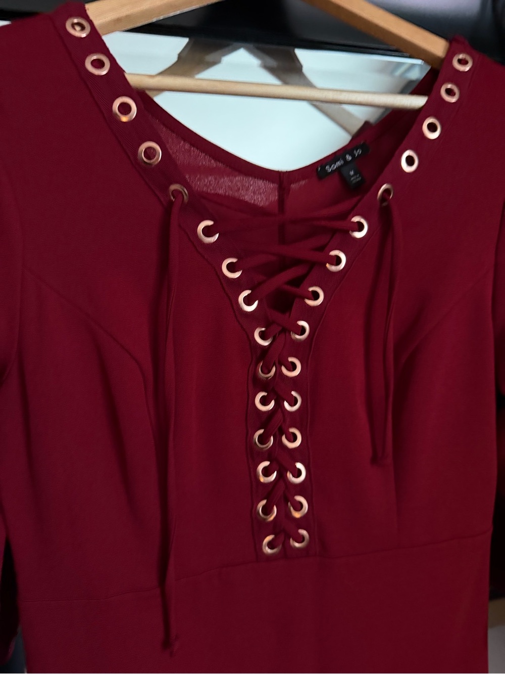 Sami & Jo Burgundy Lace-Up Grommet Sheath Midi Dress Size M - Picture 5 of 14